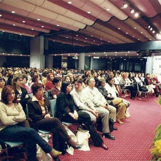 2001   10 CONGRESSO INTERNAZIONALE LNE. Centro Sud. Sala del evento, Bari . Italia